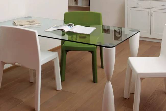 Стул пластиковый Q4 Standard зеленый 620х550х860 мм