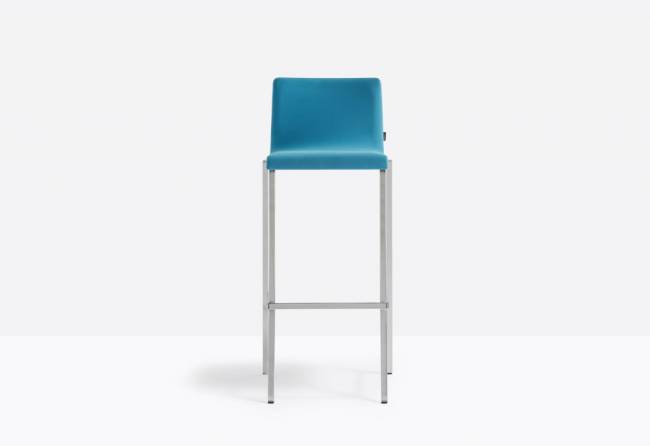 Стул барный с мягкой обивкой Kuadra 470х540х1070 мм Стул барный с мягкой обивкой Kuadra 470х540х1070 мм