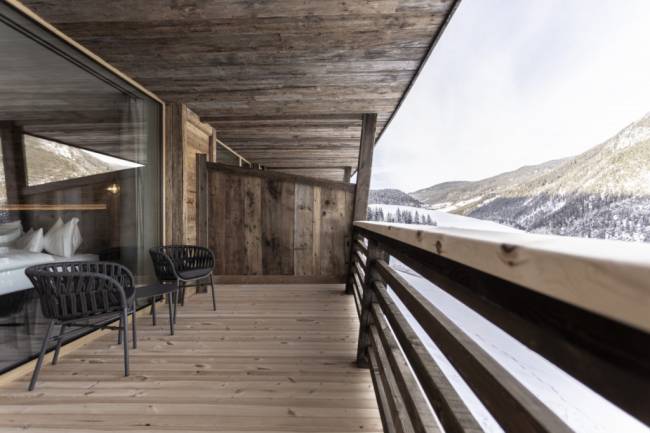 Столик металлический кофейный Island черный 550х450х400 мм