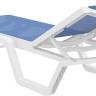 Шезлонг-лежак пластиковый Rio белый, синий 1870х690х330 мм
