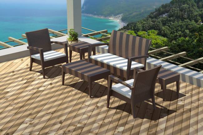 Кресло пластиковое плетеное с подушкой Miami Lounge Armchair коричневый 720х760х890 мм