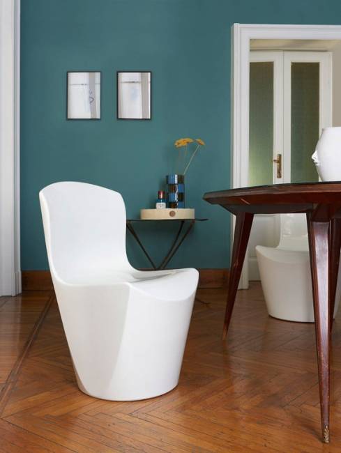 Стул пластиковый Zoe Standard 500х570х840 мм