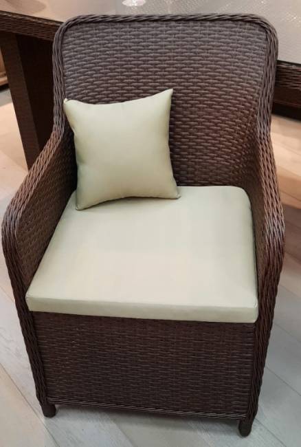 Кресло плетеное с подушками Barcelona светло-коричневый, бежевый 710х600х810 мм