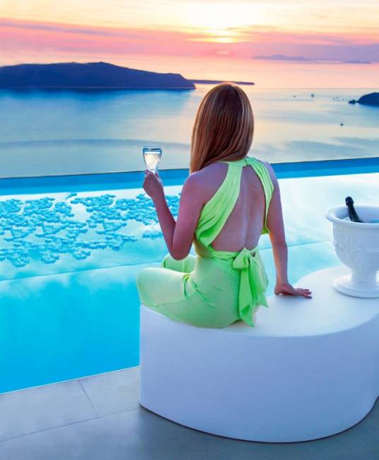 Скамья пластиковая Wave Standard 1600х600х450 мм