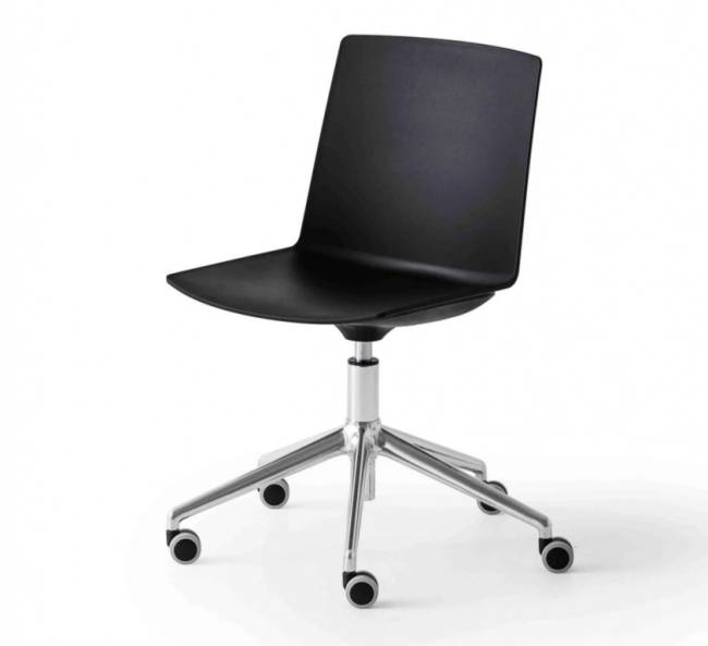 Стул офисный пластиковый Jubel 5R 580х580х830 мм