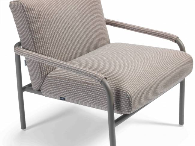 Кресло металлическое с подушками Pilar Lounge 700х790х815 мм Кресло металлическое с подушками Pilar Lounge 700х790х815 мм