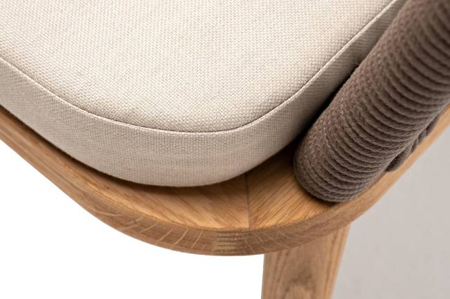 "Марсель" стул плетеный из роупа, основание дуб, роуп коричневый круглый, ткань бежевая