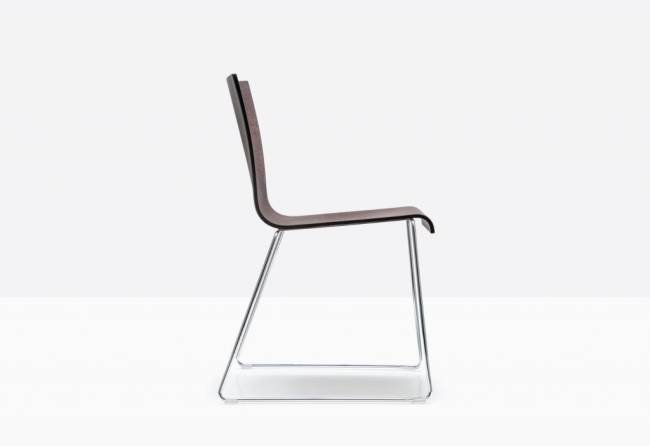 Стул деревянный на полозьях Kuadra XL 540х520х795 мм Стул деревянный на полозьях Kuadra XL 540х520х795 мм