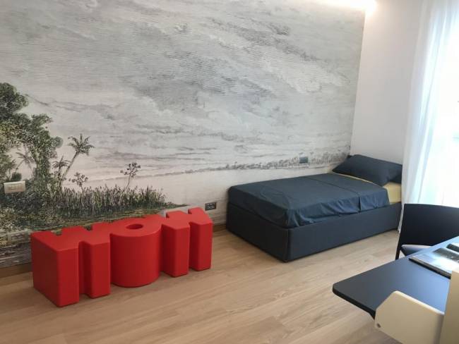 Скамья пластиковая дизайнерская Wow Standard 1470х430х430 мм