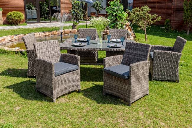 Обеденный комплект FIONA из искусственного ротанга Обеденный комплект FIONA из искусственного ротанга