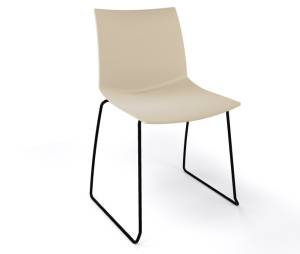 Стул пластиковый Kanvas S песочный 500х500х790 мм