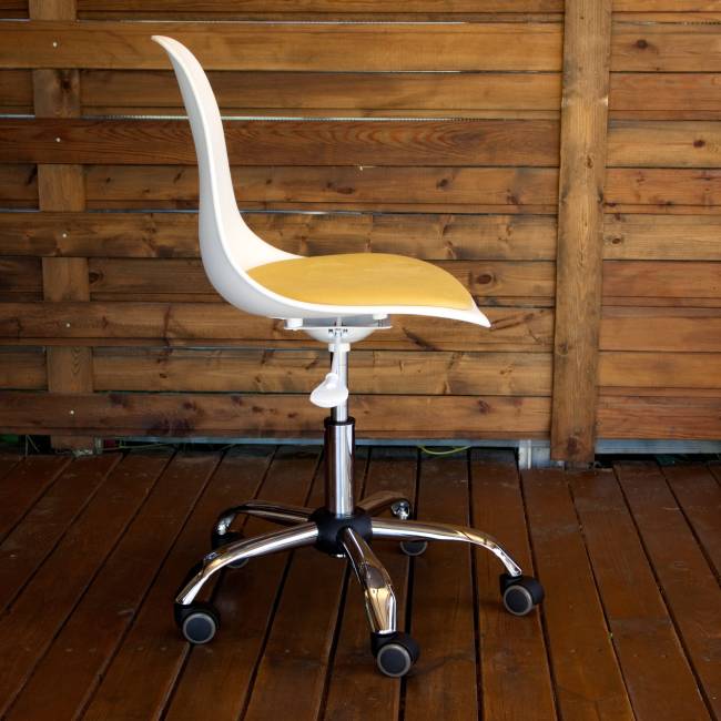 Кресло компьютерное Смузи Хром белый/горчичный