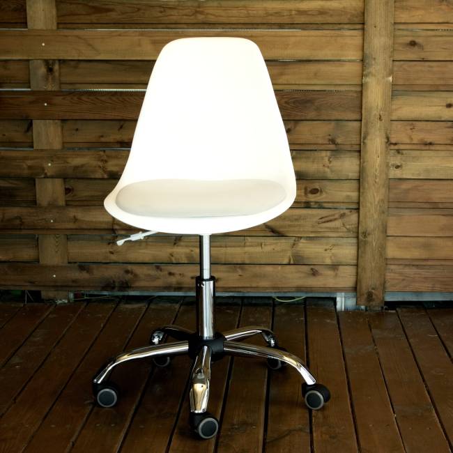 Кресло компьютерное Смузи Хром белый/бежевый