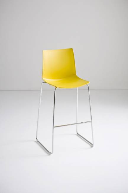Стул пластиковый барный Kanvas ST 76 540х550х1140 мм