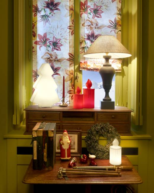 Светильник пластиковый настольный Fiamma Lighting красный Ø120х300 мм