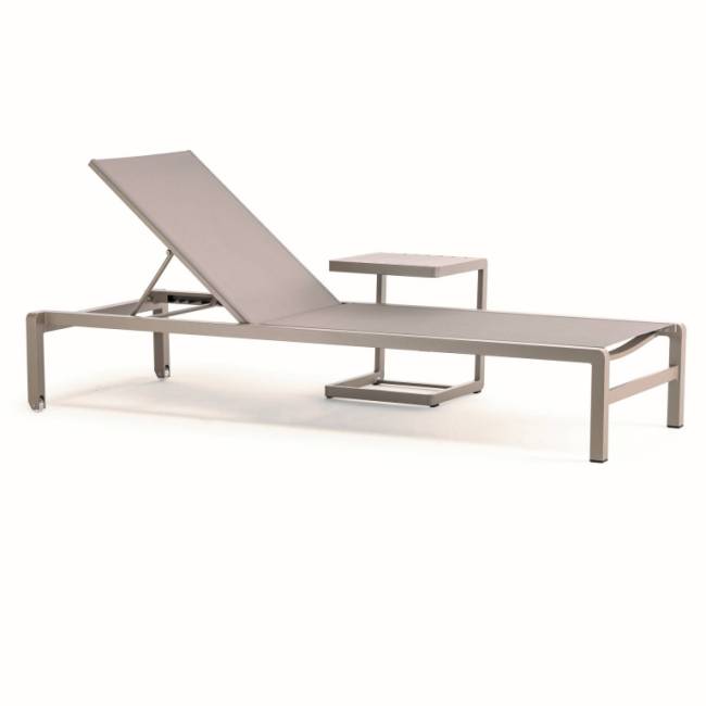 Столик металлический для лежака GT 927 тортора 400х400х450 мм