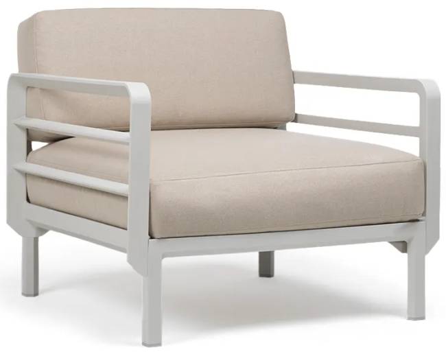 Кресло пластиковое с подушками Maximo Poltrona гипс, жемчуг 900х940х790 мм Кресло пластиковое с подушками Maximo Poltrona гипс, жемчуг 900х940х790 мм